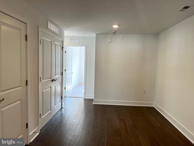119 STOUTSBURG BLVD, Pennington, NJ 08534