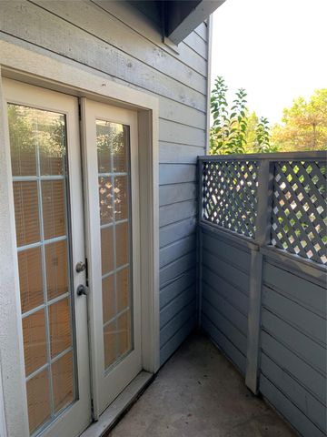 3111 Tom Green ST 101, Austin, TX 78705