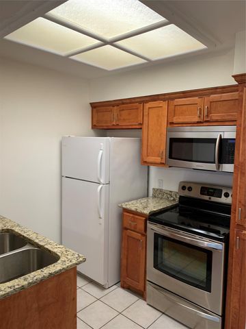 3111 Tom Green ST 101, Austin, TX 78705