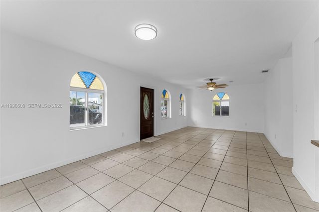 11611 SW 184th St, Miami, FL 33157