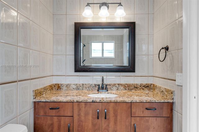 11611 SW 184th St, Miami, FL 33157