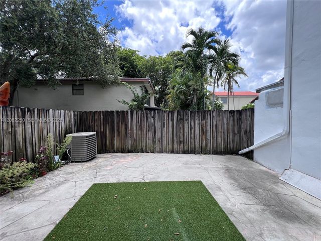 2750 N 34th Ave 9D, Hollywood, FL 33021