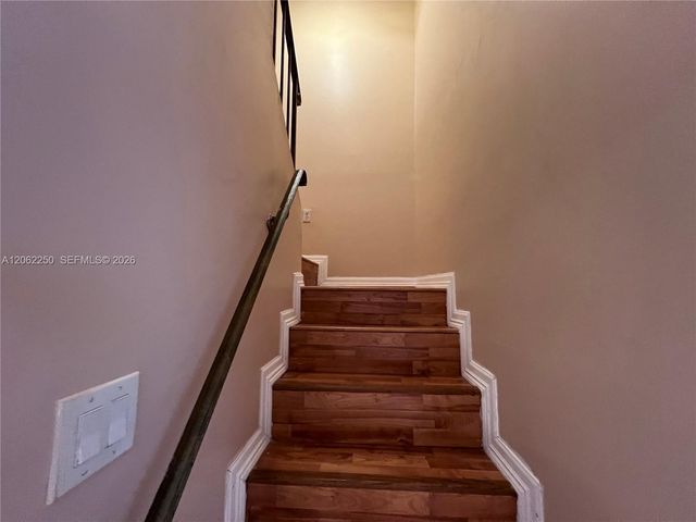 2750 N 34th Ave 9D, Hollywood, FL 33021