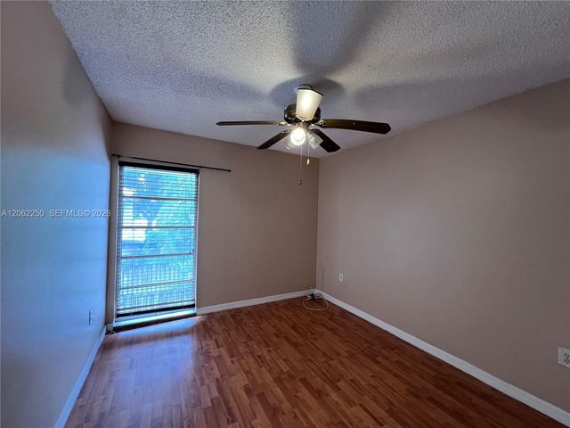 2750 N 34th Ave 9D, Hollywood, FL 33021