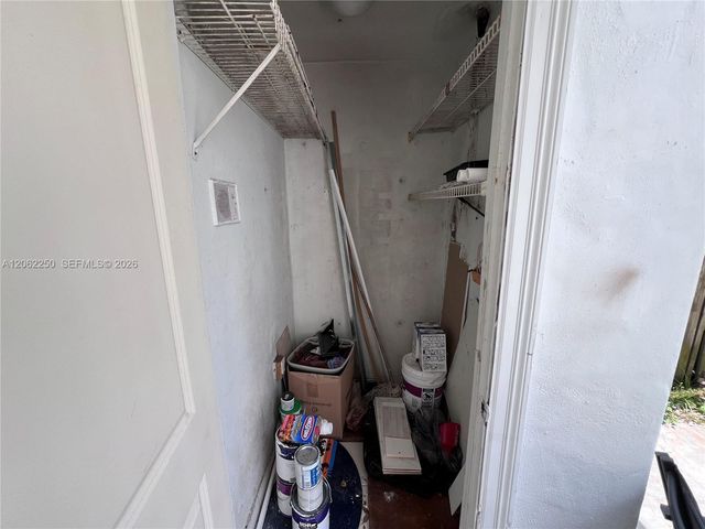 2750 N 34th Ave 9D, Hollywood, FL 33021