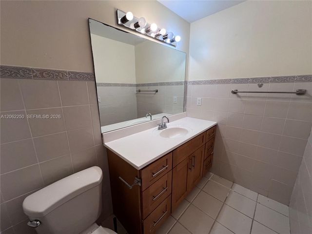 2750 N 34th Ave 9D, Hollywood, FL 33021