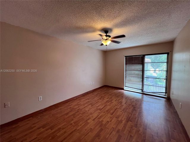 2750 N 34th Ave 9D, Hollywood, FL 33021