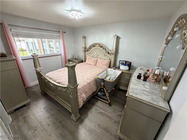 14750 Seneca Trail, Middleburg Heights, OH 44130