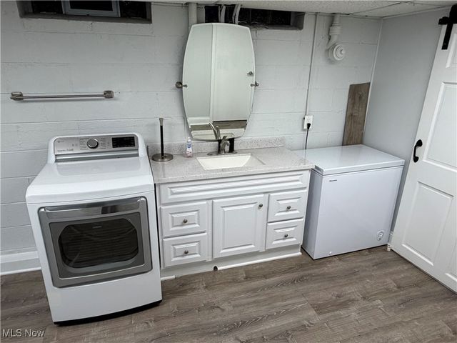 14750 Seneca Trail, Middleburg Heights, OH 44130