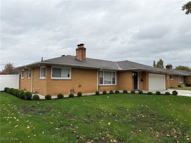 14750 Seneca Trail, Middleburg Heights, OH 44130