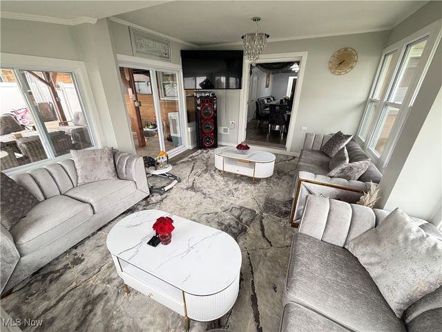 14750 Seneca Trail, Middleburg Heights, OH 44130