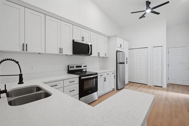 1411 OAK PL C, Apopka, FL 32712