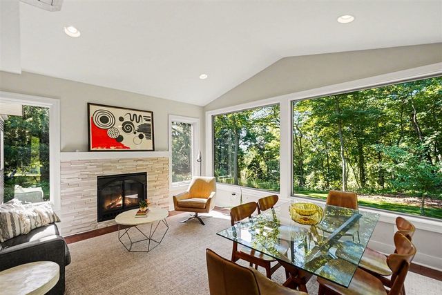 7000 Windcrest Street, Grand Rapids, MI 49546