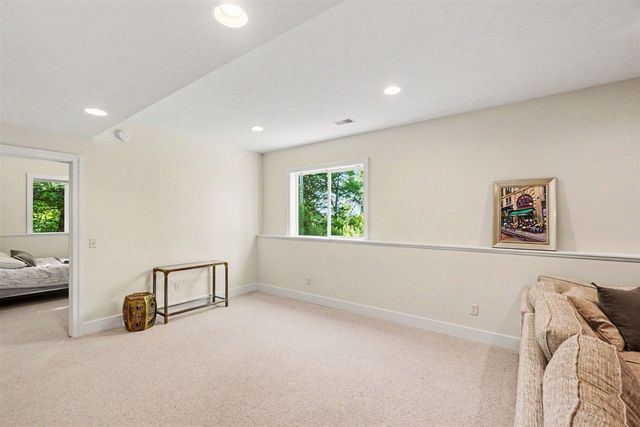 7000 Windcrest Street, Grand Rapids, MI 49546