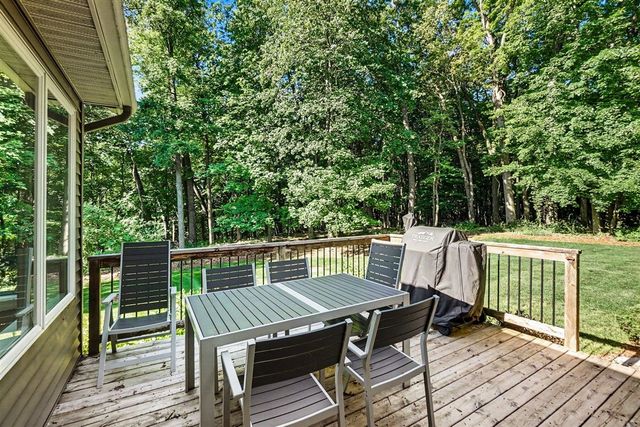 7000 Windcrest Street, Grand Rapids, MI 49546