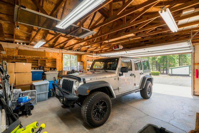 16240 Lava Drive, La Pine, OR 97739