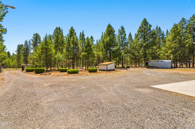 16240 Lava Drive, La Pine, OR 97739