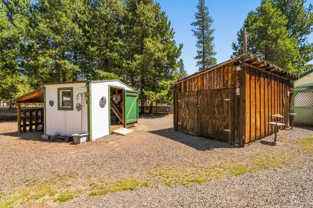 16240 Lava Drive, La Pine, OR 97739