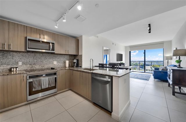 5350 NW 84th Avenue 903, Doral, FL 33166