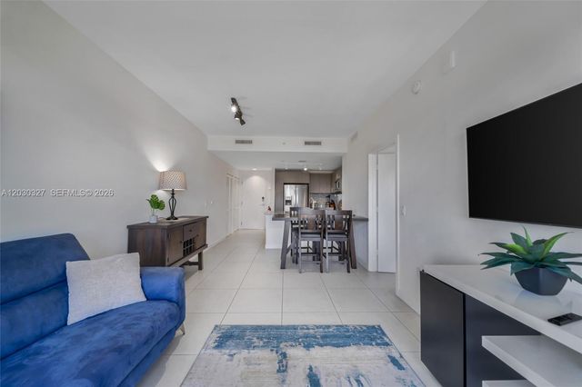5350 NW 84th Avenue 903, Doral, FL 33166