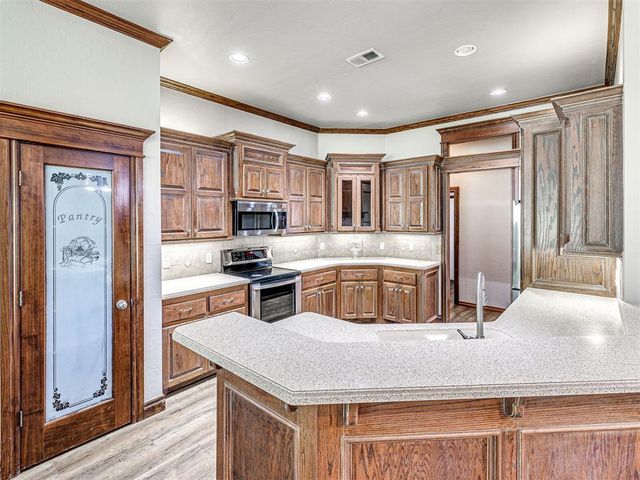 1113 Cedar Crossing, Choctaw, OK 73020