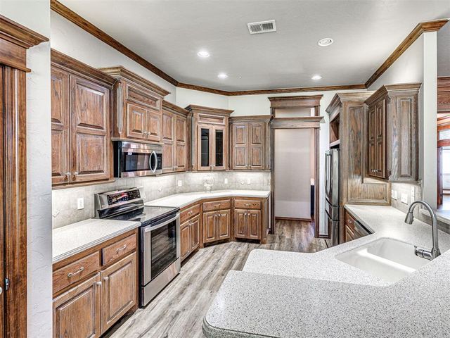 1113 Cedar Crossing, Choctaw, OK 73020