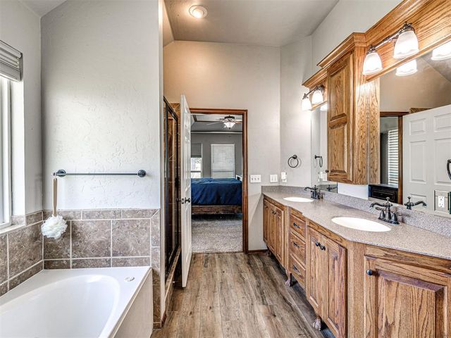 1113 Cedar Crossing, Choctaw, OK 73020