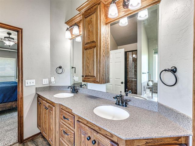 1113 Cedar Crossing, Choctaw, OK 73020