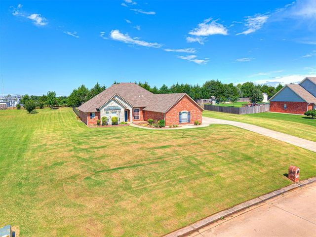 1113 Cedar Crossing, Choctaw, OK 73020