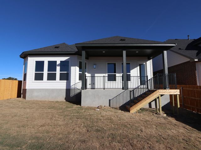 207 Bishop Wood RD, Dripping Springs, TX 78620