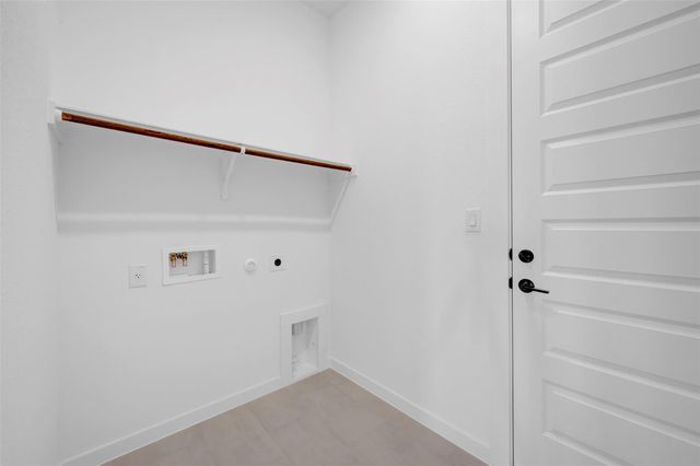 207 Bishop Wood RD, Dripping Springs, TX 78620