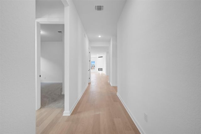 207 Bishop Wood RD, Dripping Springs, TX 78620