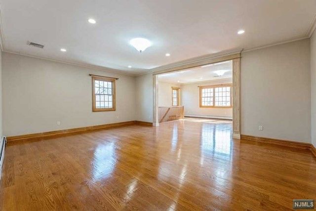 85 Chestnut Street, Haworth, NJ 07641