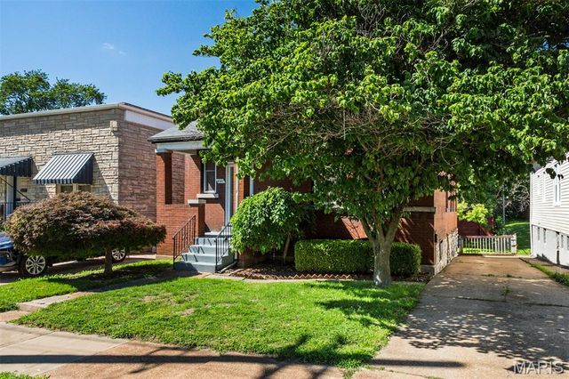 6567 Fyler Avenue, St Louis, MO 63139