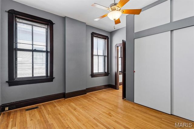 6567 Fyler Avenue, St Louis, MO 63139