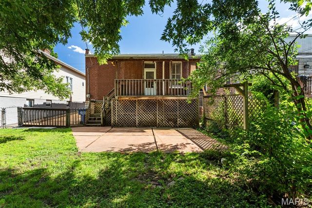 6567 Fyler Avenue, St Louis, MO 63139