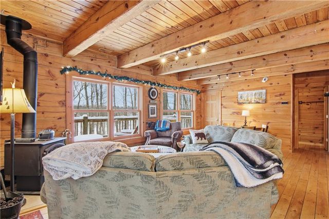 10471 Scarlet Tanager Lane, Hayward, WI 54843