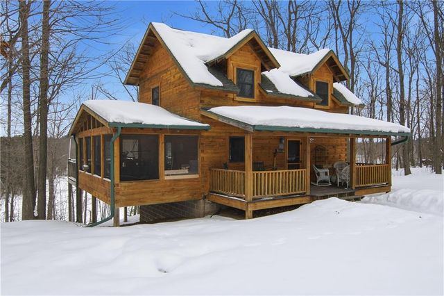 10471 Scarlet Tanager Lane, Hayward, WI 54843