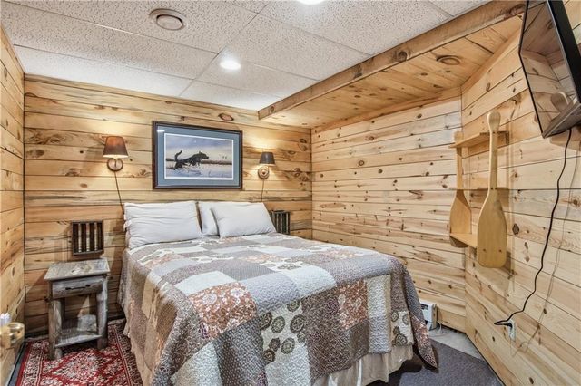 10471 Scarlet Tanager Lane, Hayward, WI 54843