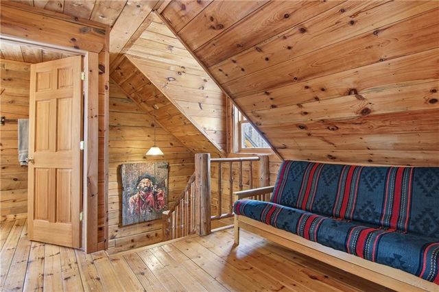 10471 Scarlet Tanager Lane, Hayward, WI 54843