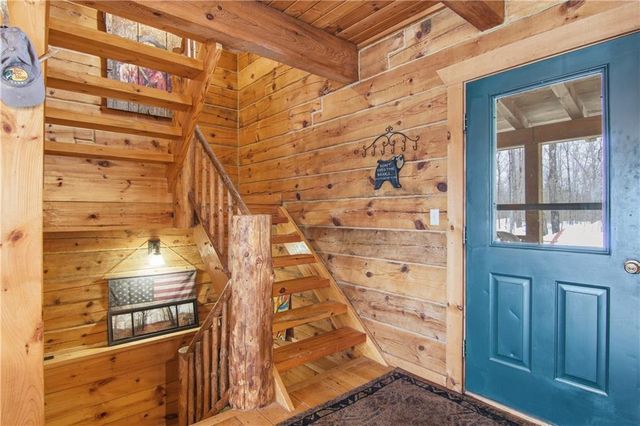 10471 Scarlet Tanager Lane, Hayward, WI 54843