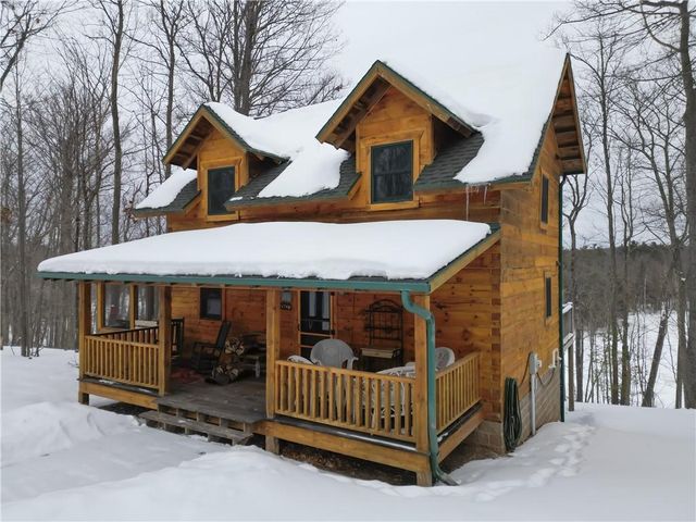 10471 Scarlet Tanager Lane, Hayward, WI 54843