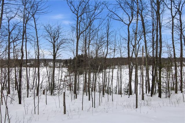 10471 Scarlet Tanager Lane, Hayward, WI 54843