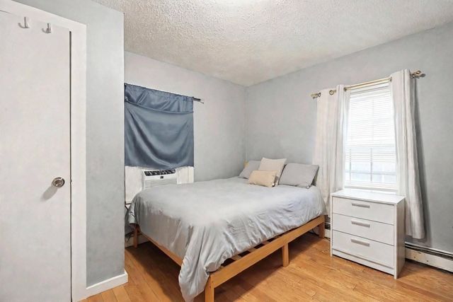 74 Chestnut St, Chelsea, MA 02150