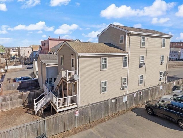 74 Chestnut St, Chelsea, MA 02150