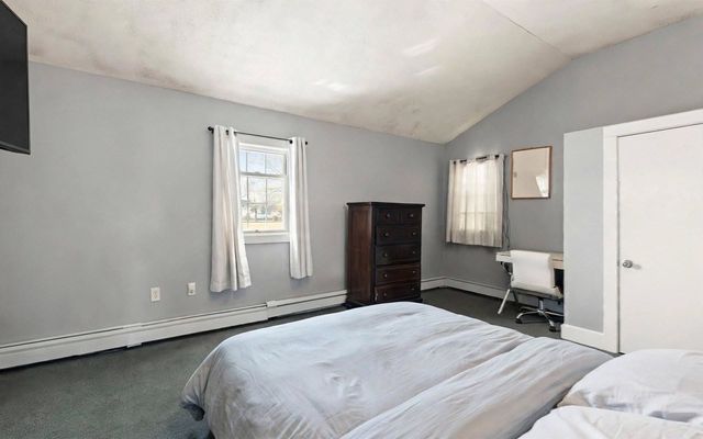 74 Chestnut St, Chelsea, MA 02150