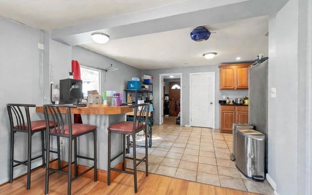 74 Chestnut St, Chelsea, MA 02150