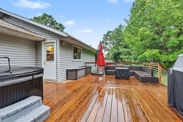 1725 Kreft Street Ne, Grand Rapids Twp, MI 49525
