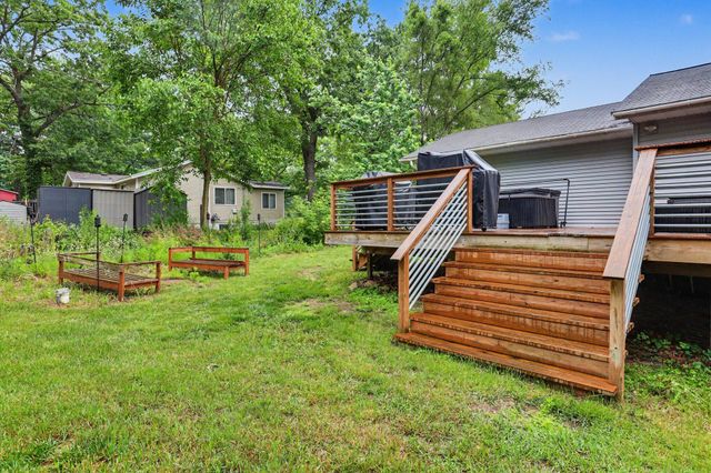 1725 Kreft Street Ne, Grand Rapids Twp, MI 49525