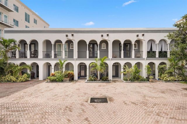 628 3RD AVENUE S, St Petersburg, FL 33701